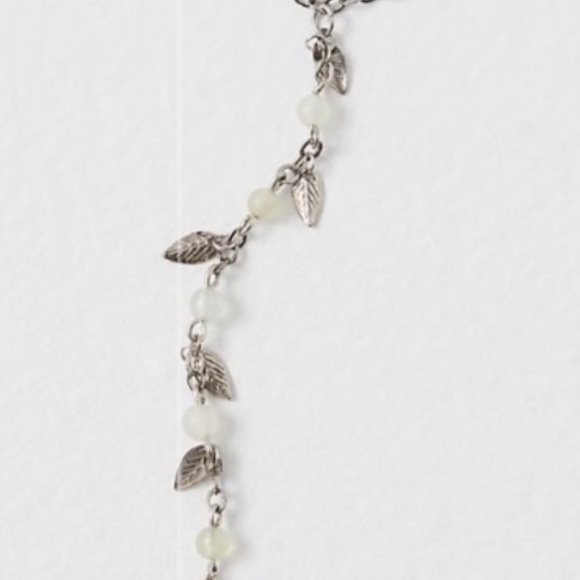 Free People Boho  Hand - Ring - Chain - Bracelet - Picture 3 of 8